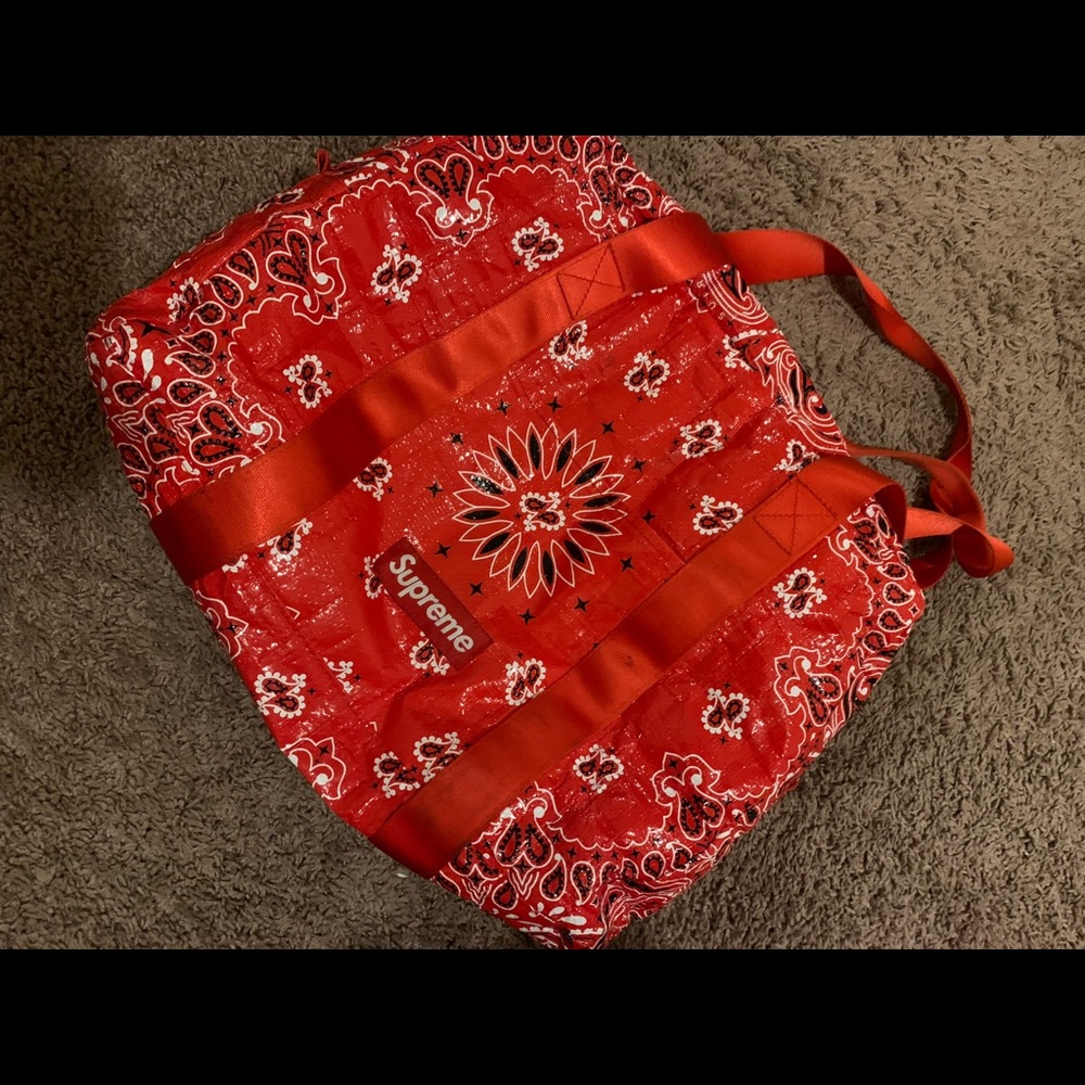 Supreme Bagg